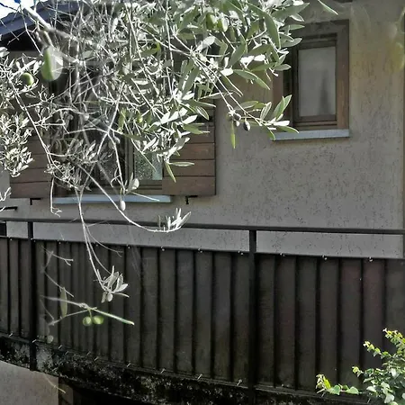 Casa Barbara Balcony Lake View By Gardadomusmea * Tremosine
