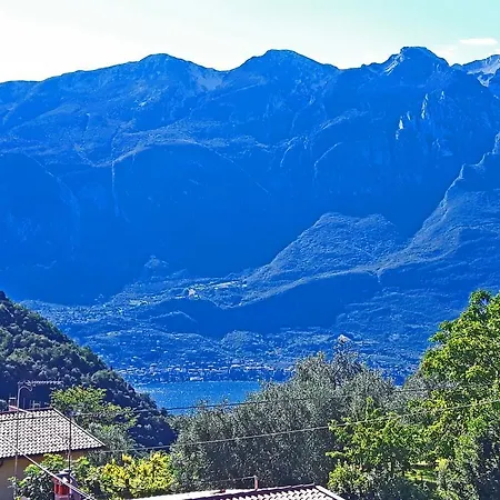 Casa Barbara Balcony Lake View By Gardadomusmea شقة Tremosine